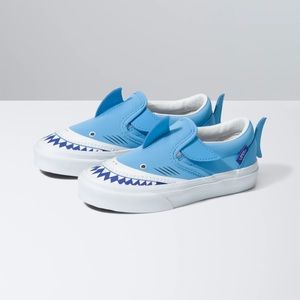 Vans, Kids, Classic Slip On, VN0005VWBES, Shark